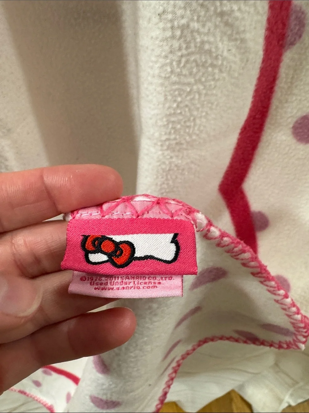 Hello Kitty Sanrio fleece throw blanket 36